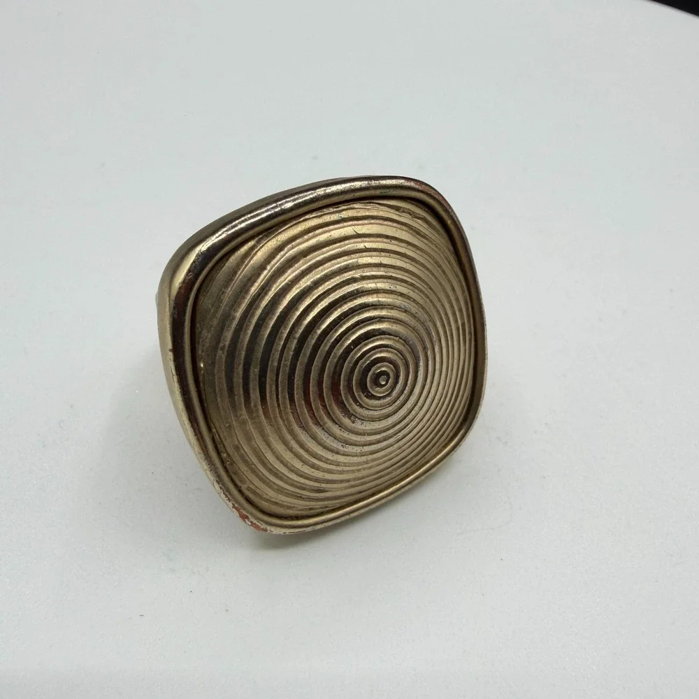 Gold Tone Statement Ring Square Concentric Circles Geometric Wide Band Classic